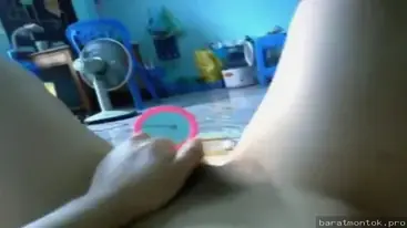 Abg montok belajar coli sambil rekam video hot
