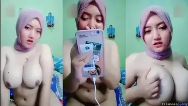 Bokep Live Jilbab Viral TikTok Pamer Nenen Gede Montok Ngaceng