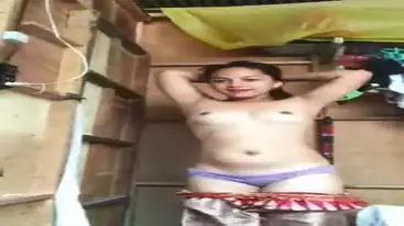 Cantik Genit CD Ungu Namanya Colmek Memek Basah Sampe Muncrat