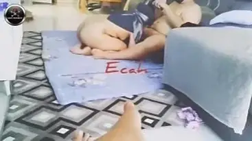 Tante Jilbab Biru Mata Tertutup Ngentot Brutal